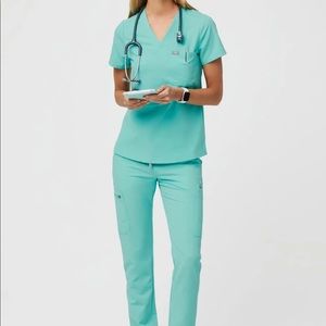 Figs Zamora joggers size medium